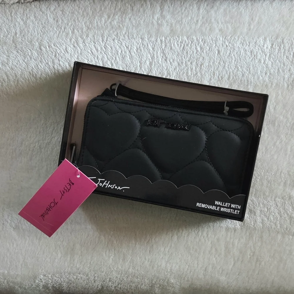 Betsy Johnson Quilted Black Hearts Wallet With Removable Wristlet in Box